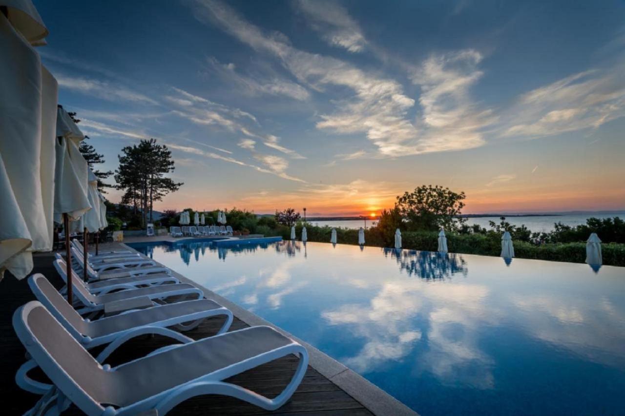 Eve Santa Marina Studios - Sea, Pools, Relax Созополь Екстер'єр фото